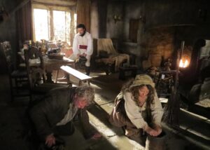 Beatie Edney Instagram - @eleanortomlinson posted it’s been 10 years since the first series of #poldark. So here’s some BTS from that first series with Eleanor, #phildavis #aidanturner @alex___arnold and me. #acting #tvseries #poldark