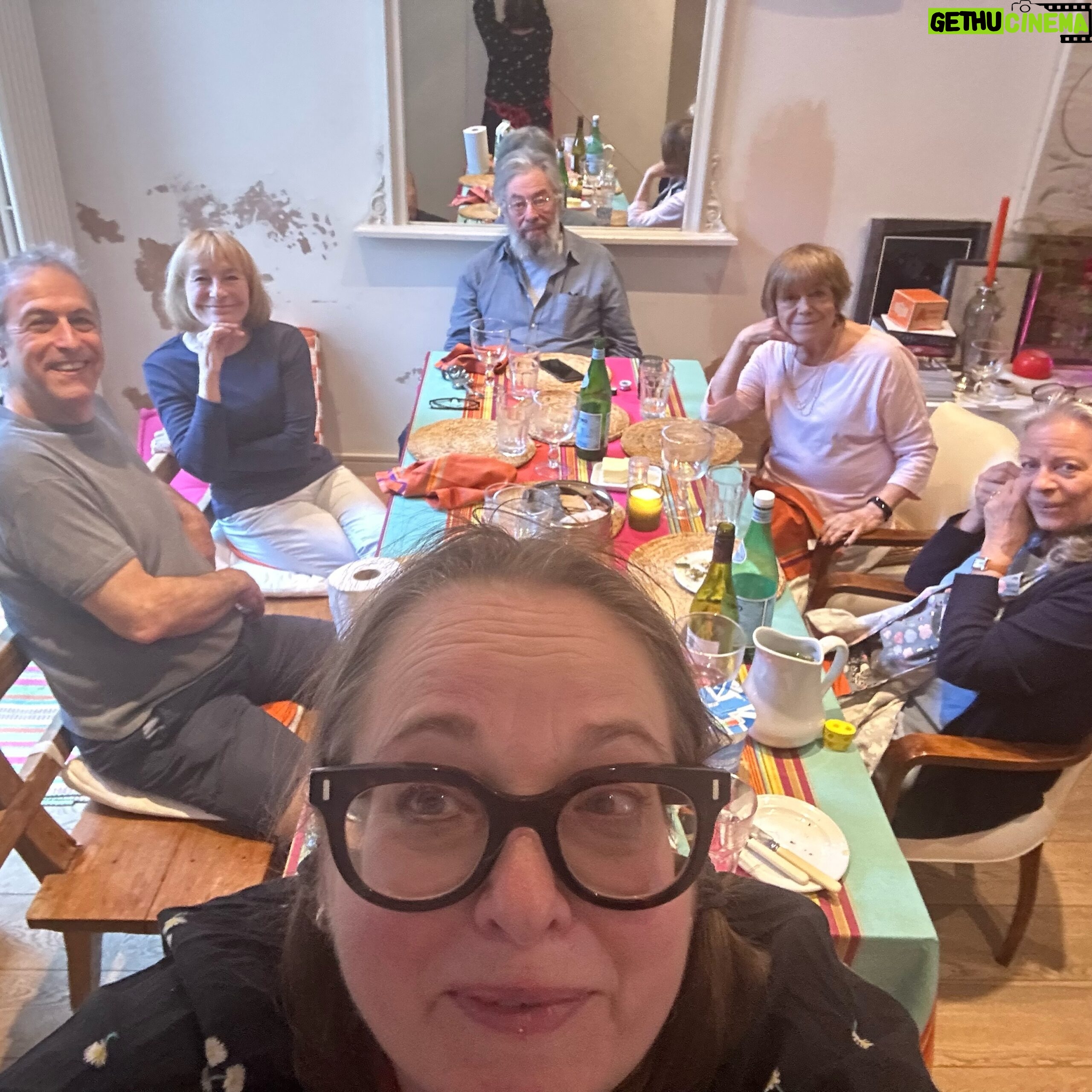 Beatie Edney - 275 Likes - Beautiful Bank Holiday Sunday lunch with old friends. They’re not on Insta. ♥️