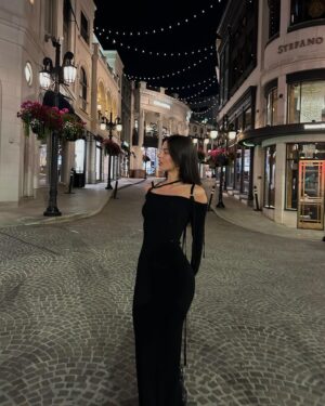 Beatrice Barichella Instagram - making my thirteen yo me proud