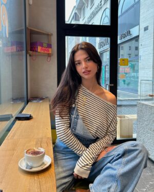 Beatrice Barichella Instagram - xx💋
@bershka #bershkastyle
