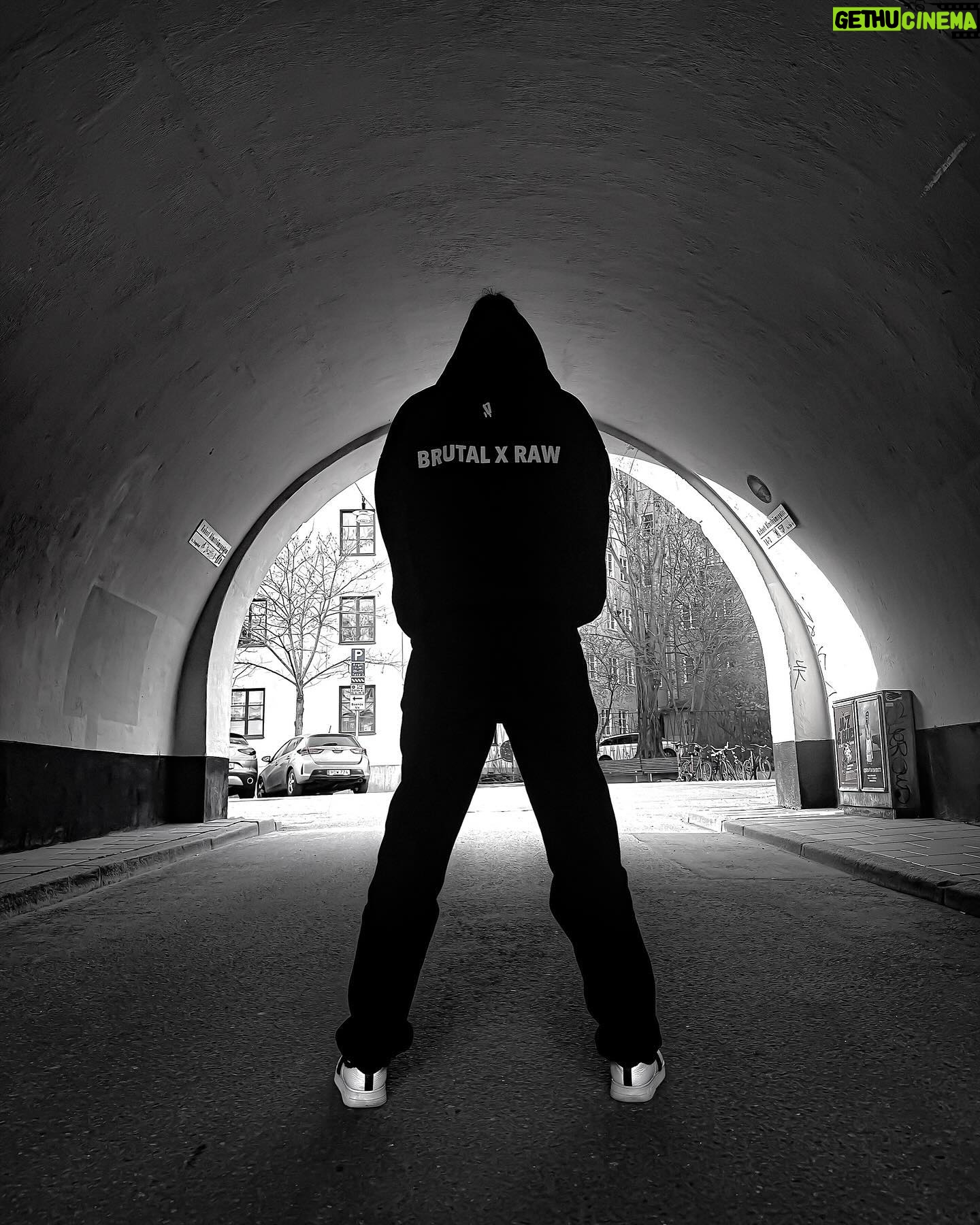 Beatrice Eli - 78 Likes - BRUTAL X RAW