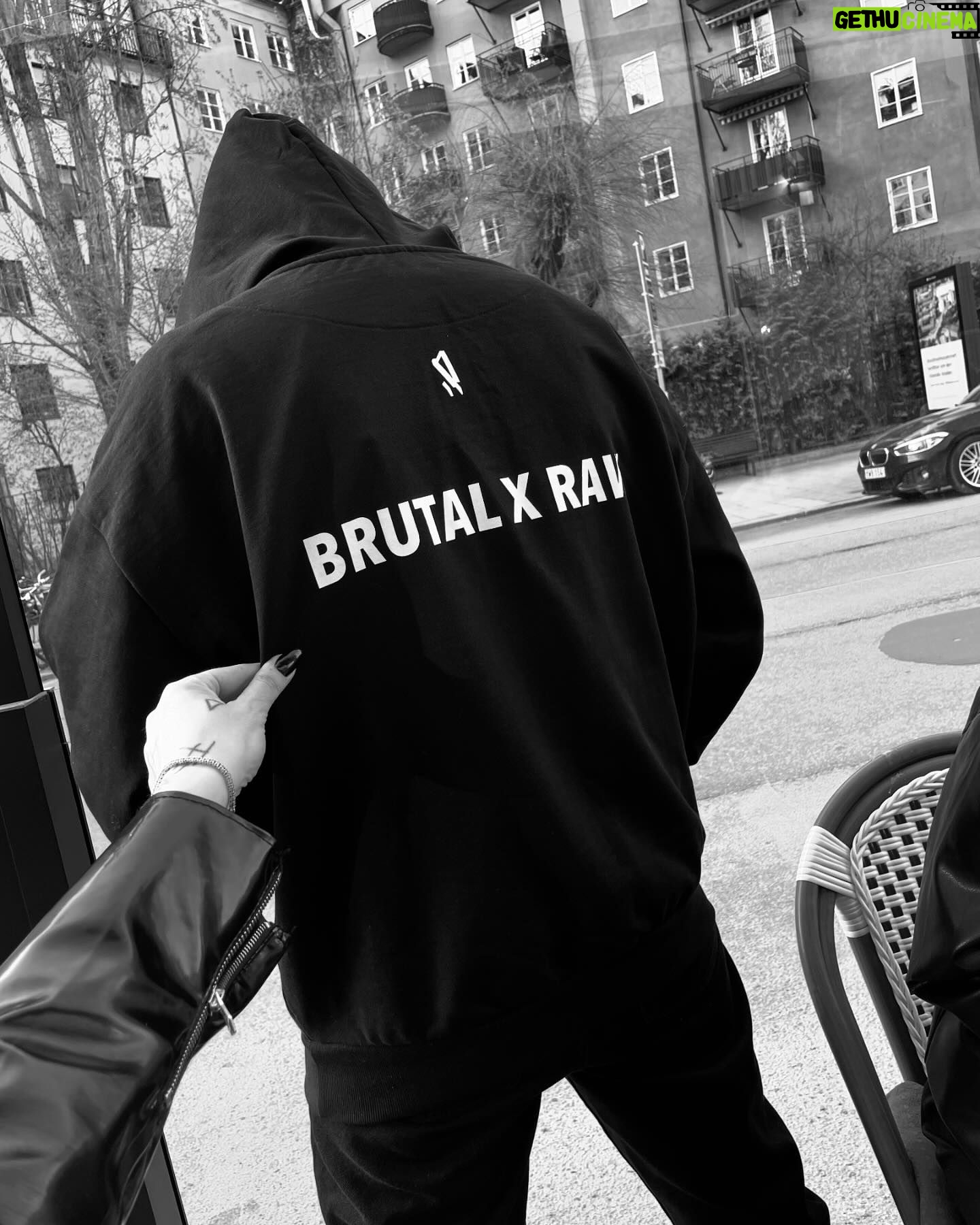 Beatrice Eli - 78 Likes - BRUTAL X RAW