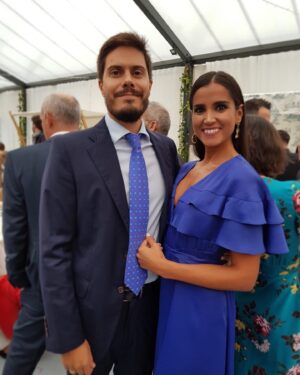 Beatriz Zamorano Instagram - Otra de las buenas! Ha sido el turno de nuestros @wedbazaar_eventos 💙💙 #boda #wedding #casasdelsevillano #Salamanca #primos #familia #losMadruga #thegarcilove