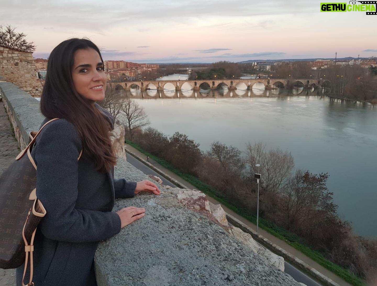 Beatriz Zamorano - 1.3K Likes - Sí, se me nota en la mirada @djunquera #Zamora #finde #relax #sinfiltros #Troncoso #CastillayLeón #febrero
