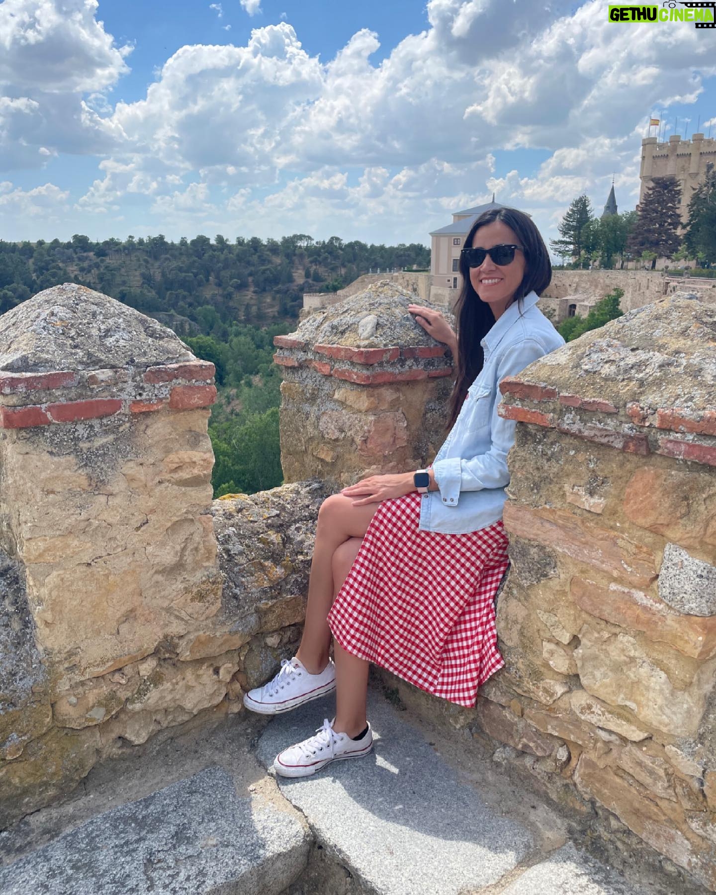 Beatriz Zamorano - 886 Likes - Escapadas ❣️ #Segovia #excursión #familia #losJunqueraZamorano