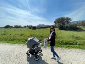 Beatriz Zamorano Instagram - La felicidad de un buen paseo en la mejor compañía 🐥❣️ #primavera #familia #paseo #feliz #sinfiltros