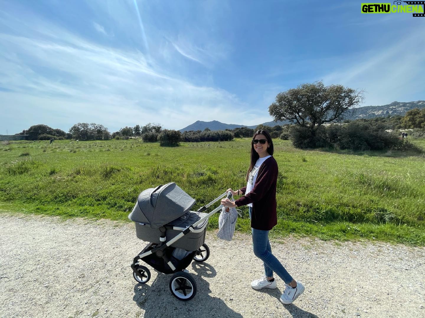Beatriz Zamorano - 788 Likes - La felicidad de un buen paseo en la mejor compañía 🐥❣️ #primavera #familia #paseo #feliz #sinfiltros