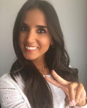 Beatriz Zamorano Instagram - Día 1 de la vuelta al cole: SUPERADO 
A por una temporada más 💪🏽
#vuelta #septiembre #nuevatemporada #pilascargadas #trabajo #televisión #AlRojoVivo
