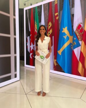 Beatriz Zamorano Instagram - Pues lo disfruto mucho, no voy a mentir 

#informativos #lasexta