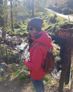 Beatriz Zamorano Instagram - Rodearse de esto 🍁🌿 #naturaleza #felicidad #airepuro #sierra #gredos #finde #noviembre #escapada #sinfiltros