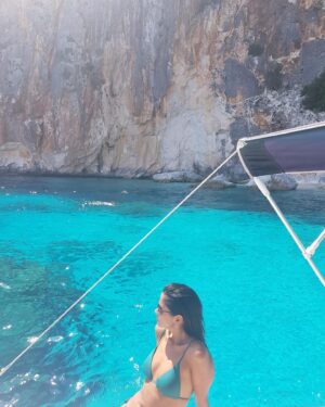 Beatriz Zamorano Instagram - Bienvenido septiembre ✋🏾 #mar #relax #naturaleza #sinfiltros #septiembre