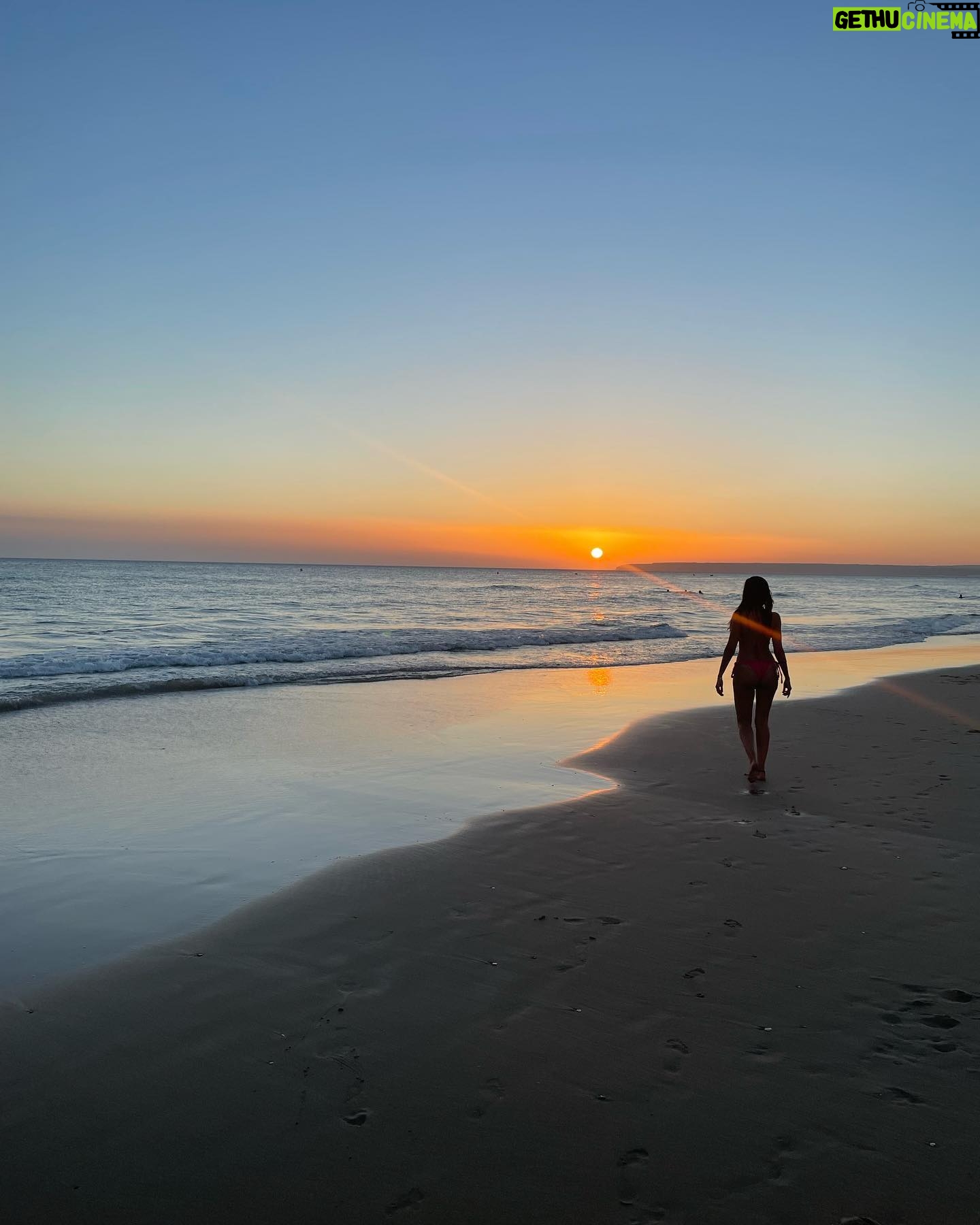 Beatriz Zamorano - 0.9K Likes - Esto se acaba
#vacaciones