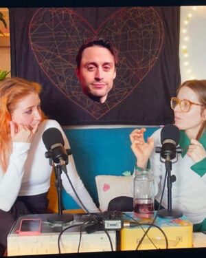 Bebe Cave Instagram - Happy birthday my beautiful big sister @jessiecave ♥️ you inspire me every day even when you’re a massive bitch. I love you!!!