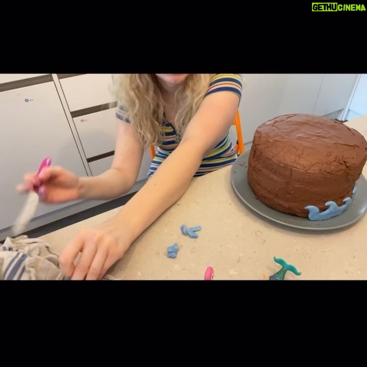 Bebe Cave - 2.6K Likes - auditioning barbies for my nieces birthday cake ? just another monday mate. it’s no secret that for the last few years I have made unhinged cakes and equally unhinged videos about the process and put them up on our patreon! If you are interested in this suuuuuuuuuuuuper informative and educational and brave content (as well as our podcast We Can’t Talk About That Right Now) - follow the link in my bio to subscribe 💕♥️💕 patreon/cavesisters