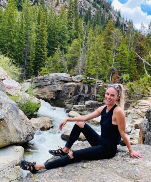 Becky Durst Instagram - Alpine girl at her happiest 🥰