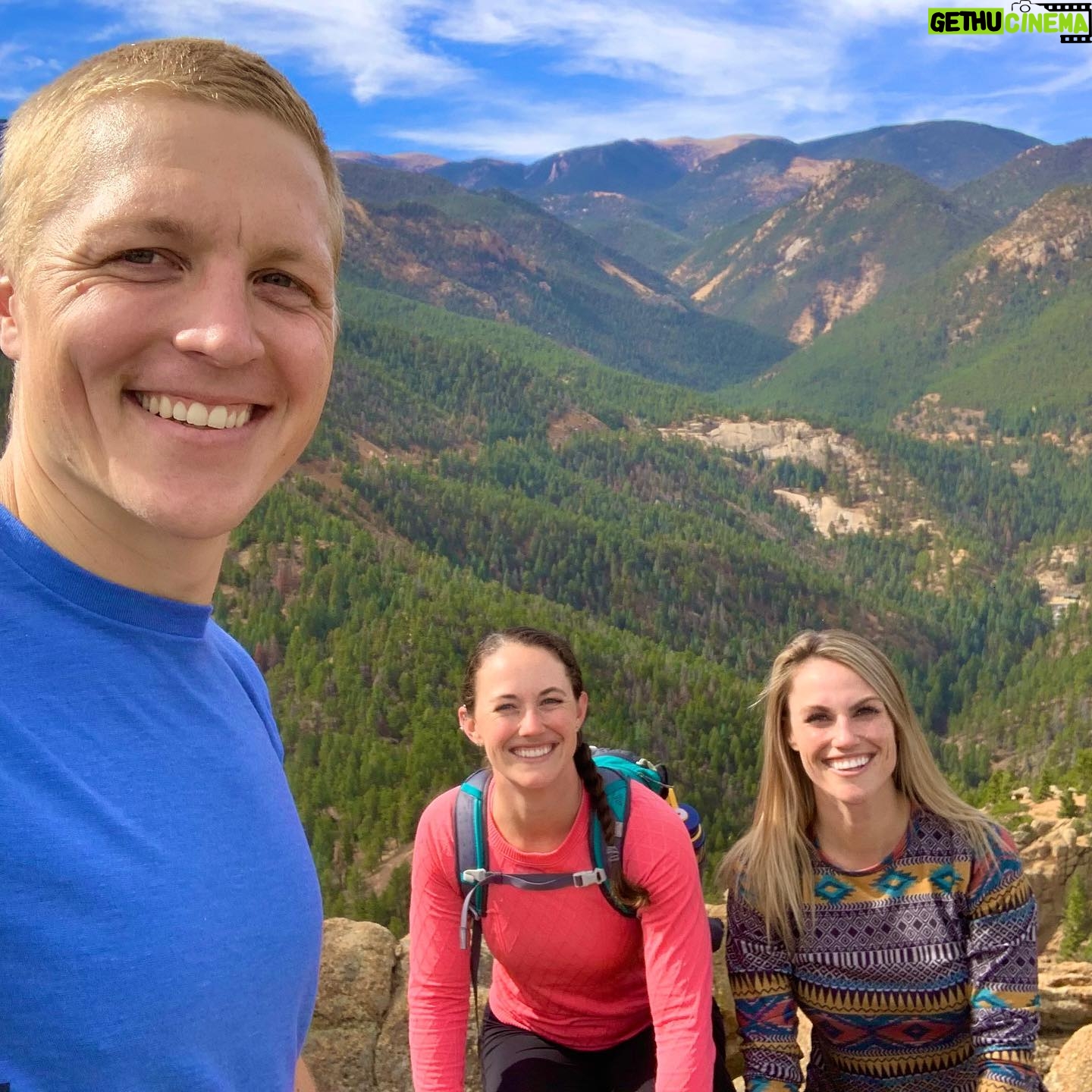 Becky Durst - 895 Likes - Another beautiful weekend 🌲🐕🦺 #sistertime