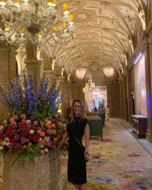 Becky Durst Instagram - Wow!! Truly incredible weekend with Top Women in the Financial Industry. Can’t wait to come back next year! 😁👏👏 

#toowomenadvisors #forbesshook