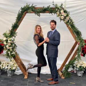 Becky Durst Instagram - With my sisters and family together again in St. Louis for our cousin Hannah and Chad’s weddings. 
We stopped by the zoo, took a brewery tour at Anheuser-Busch, and of course danced the night away at City museum for the wedding reception. Congrats @h_heimos, thanks so much for inviting us!