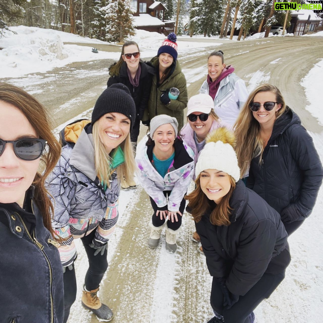 Becky Durst - 1.1K Likes - Celebrated my bachelorette weekend with 9 incredible ladies and 12 inches of fresh powder! Thank you to my wonderful ladies for making it up and an extra special THANK YOU to @lindzoid_ig for hosting the perfect weekend 🥰 #feyoncé #bacheloretteparty #dontforgetnaptime