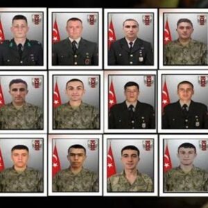 Bekir Aksoy Instagram - Vatan için canını veren kahraman askerlerimize Allah'tan rahmet dilerim. Milletimizin başı sağ olsun...