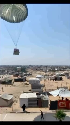 Belal Muhammad Instagram - Let the trucks in! This is not the way to distribute humanitarian aid!! Shame on the world for allowing this.