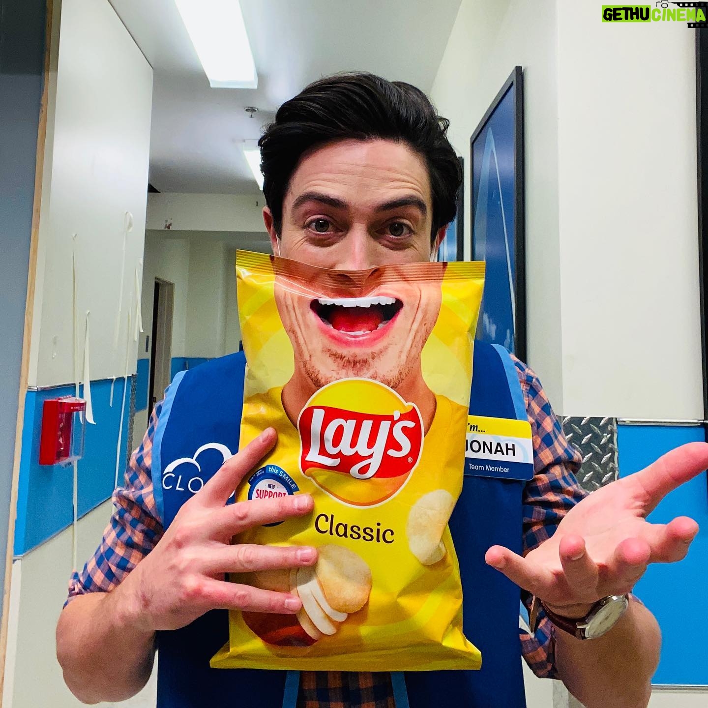 Ben Feldman - 29K Likes - SMILE!! According to “HR” I’m not “allowed” on “set” until i get a real “mask” but anyway @lays is sharing the smiles and stories of people who are inspiring joy and positivity in their communities w limited edition bags! Plus they’re donating $1 MILLION in support of @operationsmile, a charity that I have supported for years! They were nice enough to send me a custom bag with my horrifying smile on it. Tell me how you’re spreading smiles by picking up a Lay’s Smile bag today and using #SmilewithLays