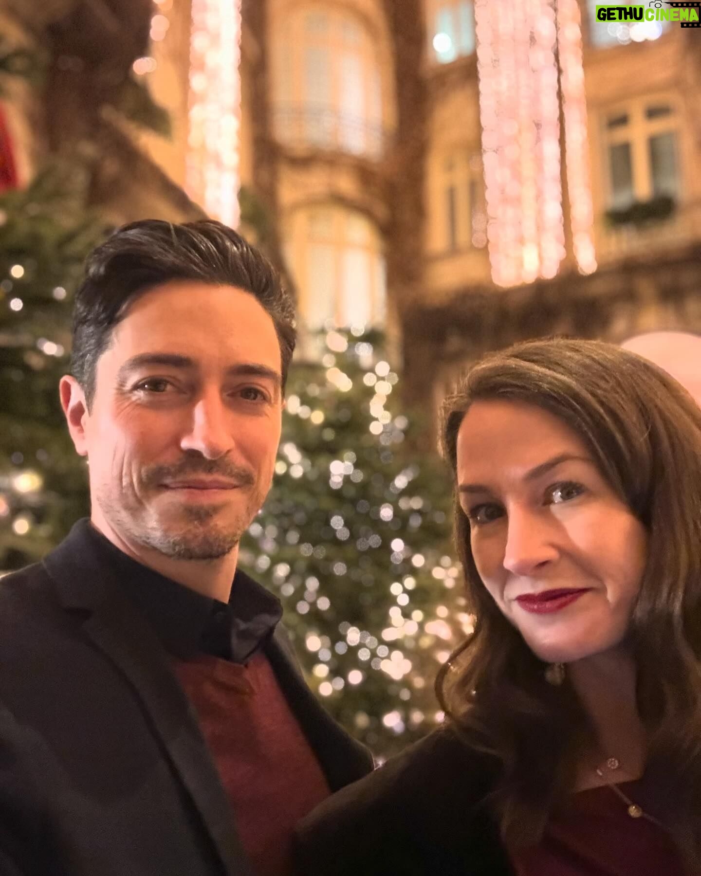 Ben Feldman - 31.8K Likes - Joyeux Noël