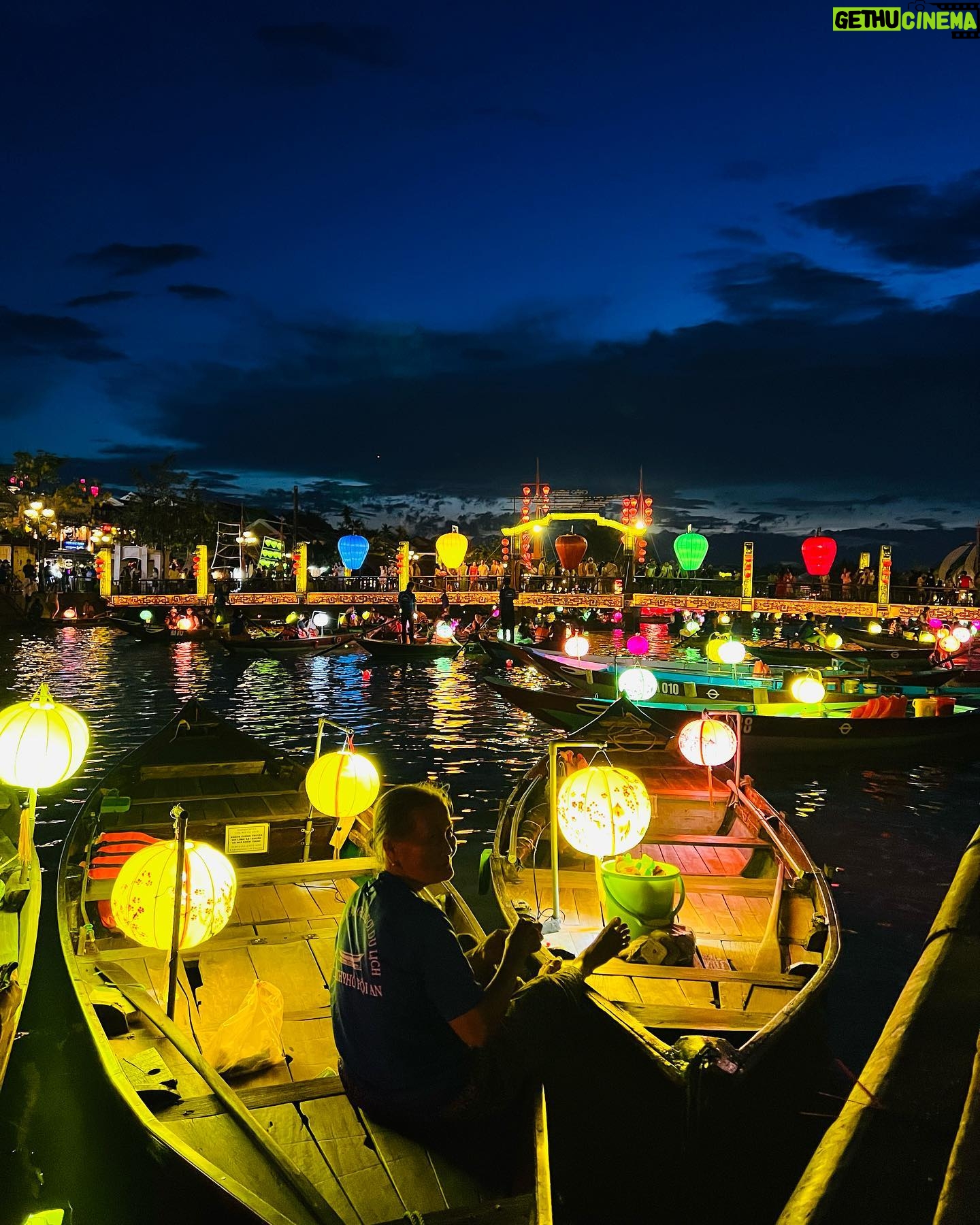 Ben Feldman - 22.1K Likes - Cảm ơn vì mọi thứ, Chúng tôi sẽ nhớ Vietnam. *** Thank you to all the incredible people of Boise, Idaho for a truly incredible few weeks exploring your beauty & culture.