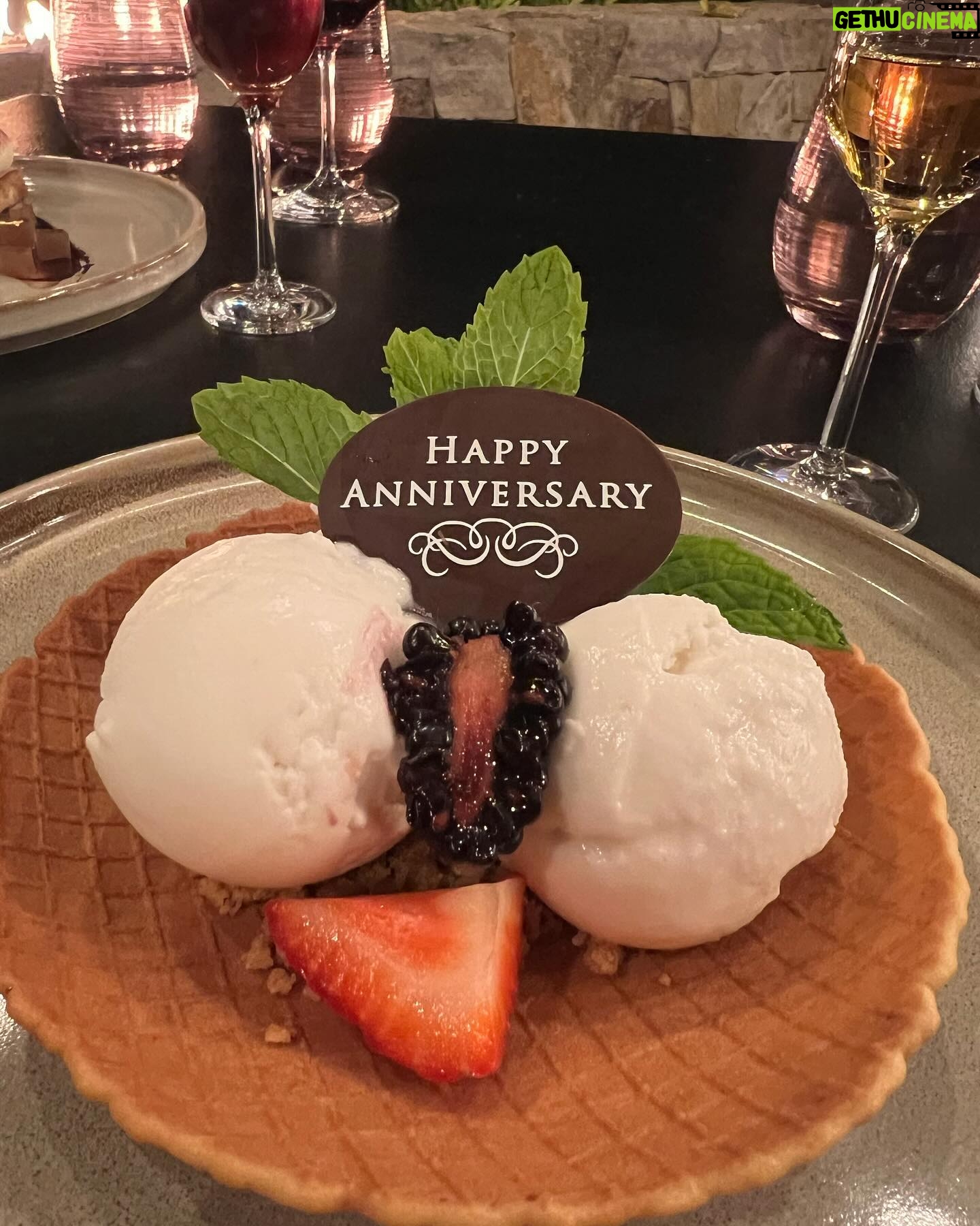 Ben Feldman - 32K Likes - Ten years can happen way too fast if you’re sitting next to the right people. Avoid them.
Swipe for 1) the hardest thing she’s ever done for me & 2) a WAP dessert