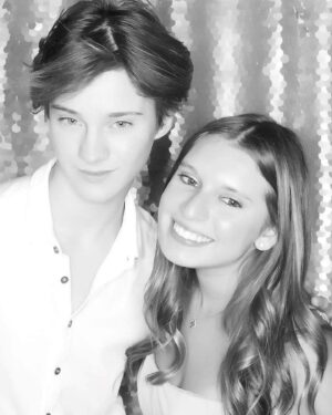 Ben Grosskopf Instagram - Quinceanera queenz 👑
-
-
-
- #bengrosskopf #tiktok #explore #party #november