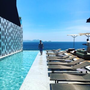 Ben McKenzie Instagram - Thank you @hotelemiliano for a magical stay in Rio. Happy belated New Year! 🇧🇷☀️🎉
