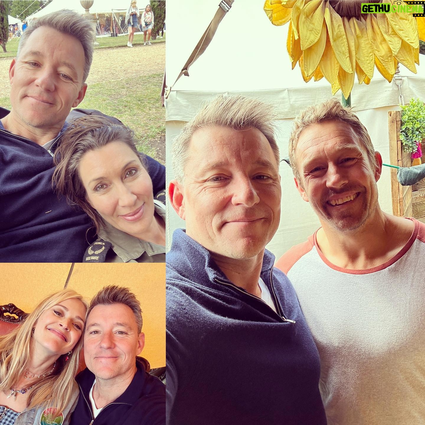 Ben Shephard - 14.5K Likes - My happiest of places!! Thanks @fearnecotton such a special event thatās so authentic itās magical. So so proud of you, me and @annieshepharddesign loved it. ā¤ļøā¤ļøGreat to see @jonnywilkinsonofficial too- I love him too š The performance of @motionhouse reminded me why I wanted to study dance all those years ago, then the struggle I had to stand up afterwards reminded me of why i donāt dance now š¤£š¤£. #happyplacefestival