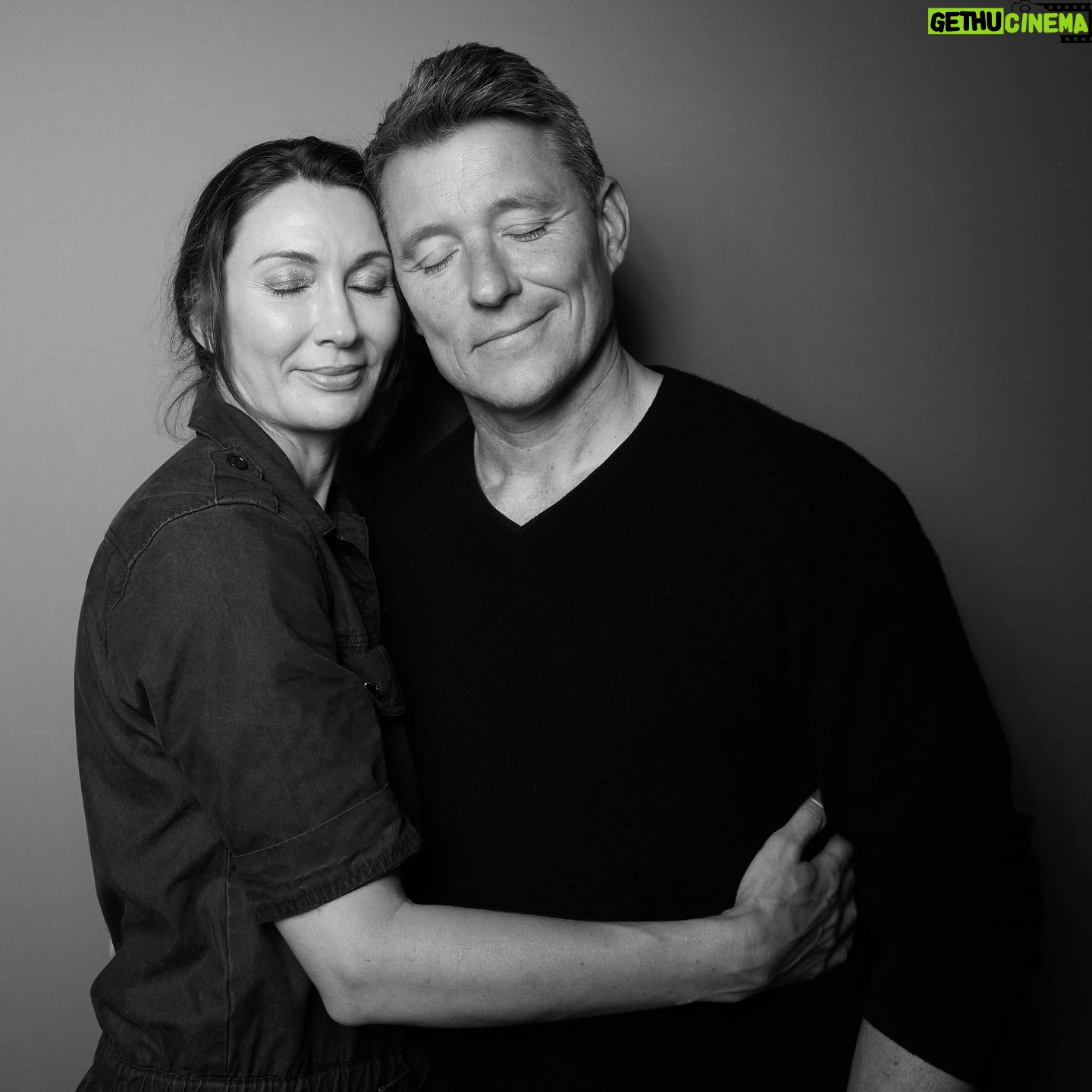 Ben Shephard - 31.5K Likes - So me and @annieshepharddesign were lucky enough to be snapped by the incredible š·@rayburmiston (heās not bad at this photography malarkey is he š) for his
@takeamoment.uk campaign. Itās been a privilege to be a part of, both Annie and I took a moment and would encourage you to remember to take a moment for yourself today for
#worldmentalhealthday #takeamoment2023 thanks to Ray and his @takeamoment.uk team for a really important campaign itās been amazing to see all the pics of people #takingamoment and joining in.