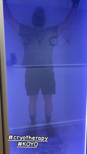 Ben Shephard Instagram - First experience of #cryotherapy thanks to @koyo_wellness I was dancing around to help cool my body and came out feeling incredible! It was flipping freezing but so exhilarating. I’ll be back!!