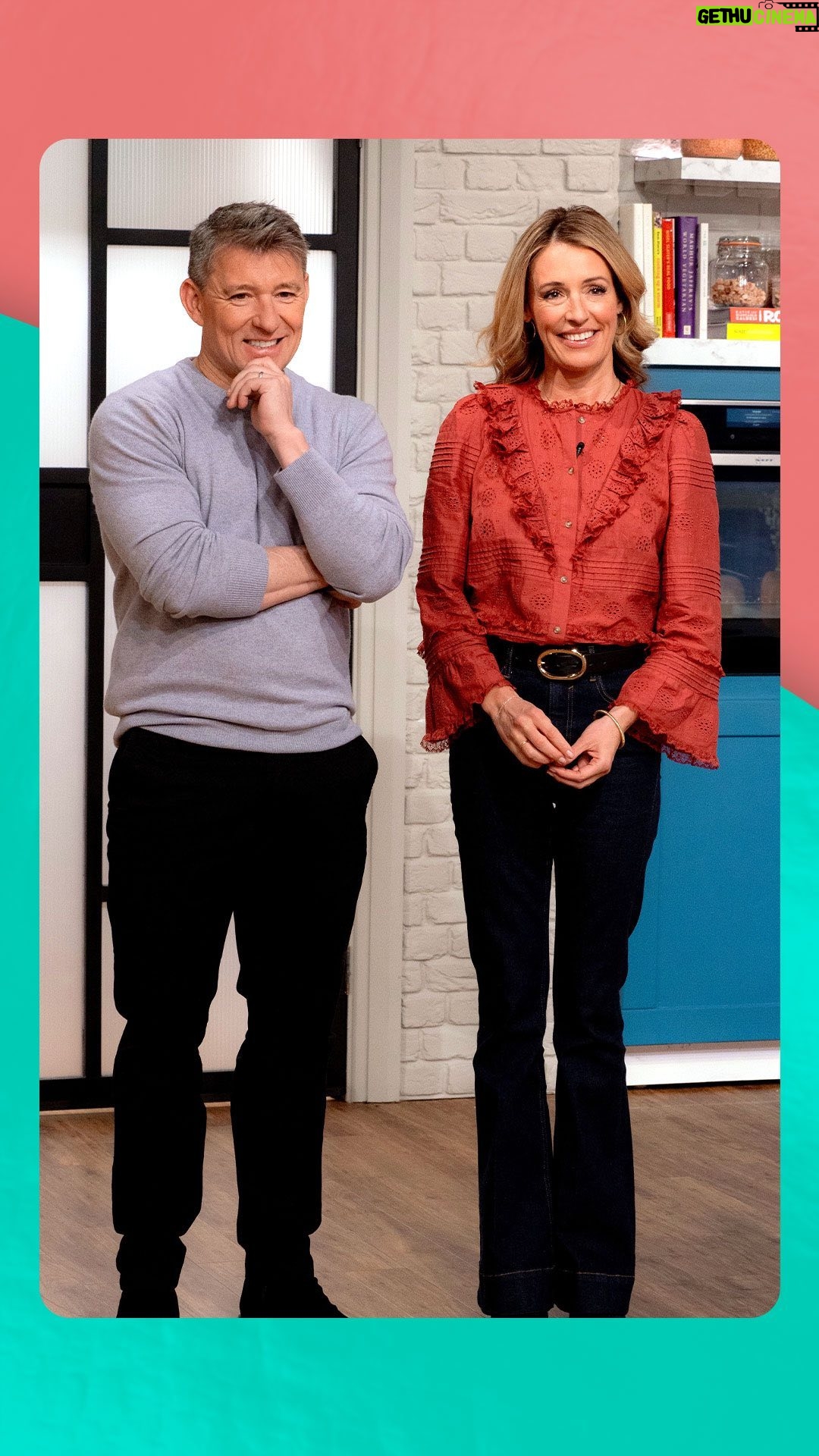 Ben Shephard - 12.9K Likes - First week completed! ā
Welcome to the family @benshephardofficial and @catdeeley! Same time next week? š
#ThisMorning #BehindTheScenes #BenShephard #CatDeeley