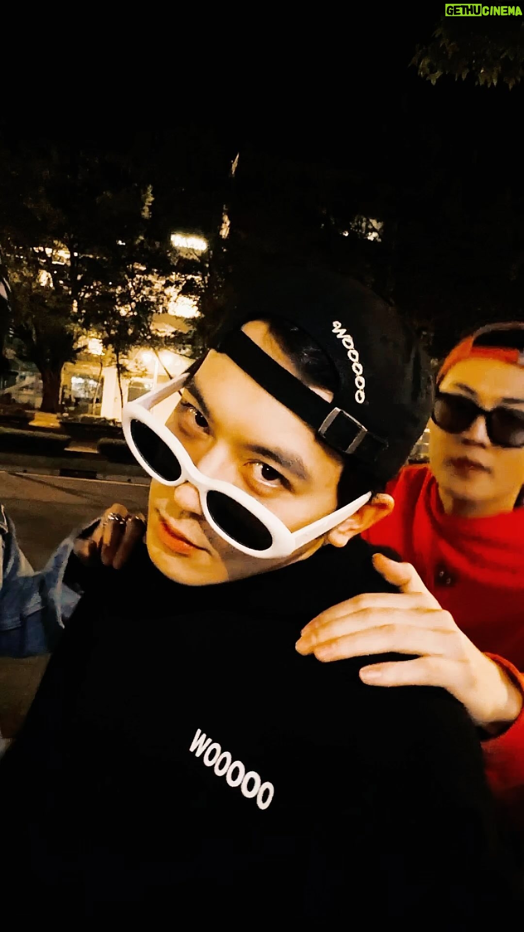 Ben Wu - 24.3K Likes - Dancing with a new friend.
@chan_fficial
#dance #dancechallenge #fyp
#hiphop #lasttofirst #wooooo
#ACE #강유찬
#gentlemonster
#maisonmargiela