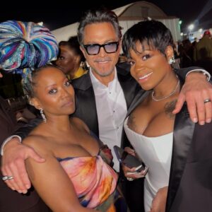 Benjamin Bratt Instagram - It’s their world, I’m just livin in it❤️

All Hail to the queens @erikaalexanderthegreat and @tasiasword for their amazing work🙌🏽