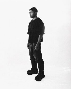 Benjamin Flores Jr. Instagram - @snt.mnt SMPL SHOOT 

WEBSITE SOON !!