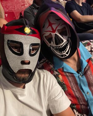 Benjamin Verrecchia Instagram - Mexico !! J’ai été à la fois aventurier dans la jungle, lutteur de lucha libre, voyageur en montgolfière, j’ai sauvé 8 vies et découvert un temple maya. Bref, ma vie.

Merci à @fuzeteafrance et @tripadvisor pour l’aventure incroyable ! Découvrez leur thé frais, une fusion de saveurs pêche et hibiscus 🍑 🌺

Ma prochaine aventure je pars où ?

#collaborationcommerciale 
#UnMondeDeFusion

Pour votre santé, pratiquez une activité physique régulière

📷 @agatho55