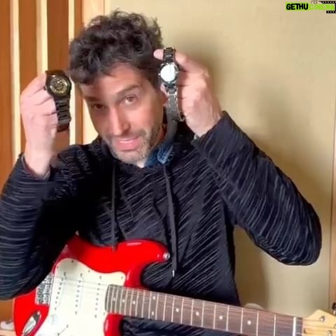Benny Ibarra - 2.6K Likes - ¡Feliz día del Amor y la amistad! Date el tiempo de disfrutar a los que amas. ¡Gracias a mis amigos de @bulova_mexico por estos increíbles relojes en pareja realizados en cerámica negra con detalles en dorado que realzan la elegancia y el estilo de estas increíbles piezas. ¡Los relojes perfectos para usar en pareja y compartir el tiempo! #BulovaGrandeDeCorazón