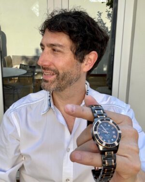 Benny Ibarra Instagram - Hay regalos que perduran con el tiempo, y para este próximo día de las madres un reloj Bulova @bulova_mexico es el mejor detalle para sorprender a mamá.
 
Bulova un regalo grande como el corazón de mamá. #BulovaGrandeComoElAmorDeMamá