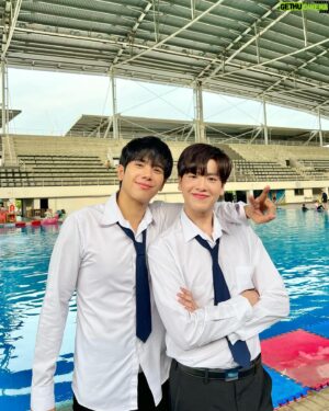 Benz Panupun Vongjorn Instagram - Hi เพื่อนใหม่ 👋🏻 
#betweenustheseries #betweenusep3