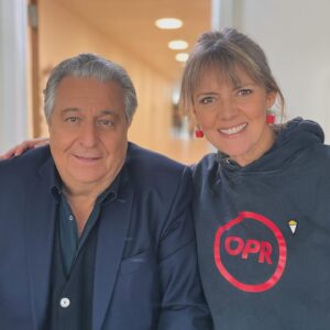 Bérénice Bourgueil Instagram - OPR, Opération Pièces Rouges va commencer sa cinquième saison le 9 mars !
Depuis tout ce temps nous pouvons compter sur le soutien de notre parrain : Monsieur Christian Clavier !!!!
Christian nous a toujours suivi et soutenu dans cette opération et la lutte contre le cancer !
La classe de notre parrain fidèle !!! 

@oprouges @leonlebouchon @belrtl @televieofficiel