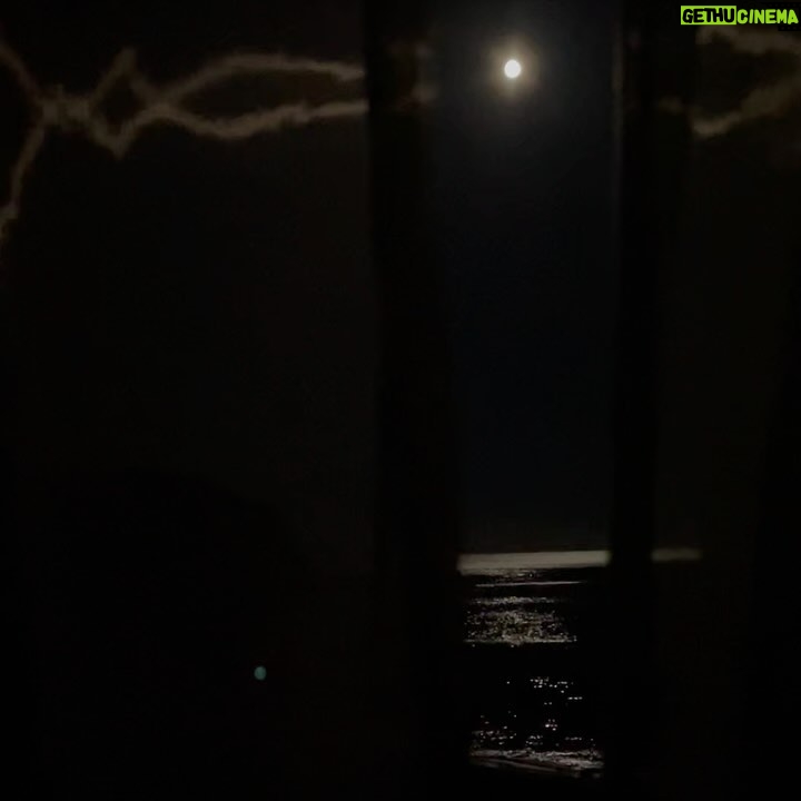 Beril Kayar - 3 Likes - fullmoon