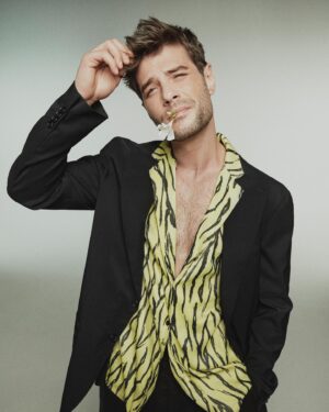 Berk Cankat Instagram - @lofficielhommesturkiye ✌🏻

Genel Yayın Yönetmeni: @baglankeskin 
Röportaj: @salihdevrim 
Fotoğraf: @jiyankizilboga 
Moda Editörü: @ilhandalaklioglu 
Saç: @mutluahmet.sinan 
Makyaj: @mustafaisikk_ 

🤍 @meltemkaraata @weactco @ayca_sarica