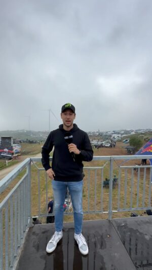 Bernardo Sousa Instagram - Quiz time at the famous Fafe jump 🇵🇹