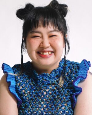 Berry Wen-i Kuo Instagram - 希望你覺得今天是不錯的日子，
因為今天是—
🫶🏻我的生日🫶🏻✨✨✨

在這邊大文想要跟大家要生日禮物🥳
想請你把大文 aka. @dawendesu 推薦給你的家人朋友們，
讓他（或她）來追蹤大文，
如果她（或他）有疑慮，
沒關係⋯⋯
請在下面@他（或她），
讓我來說服說服她（跟他）！！！

如果她（或他，隨便都可以）很難說服，
那也沒關係，
先追蹤，
我們慢慢走著瞧😎

謝謝一路大家的支持陪伴，
不得不說今年真的是一直讓我跌跌撞撞的一年（實體上的）（肉身一直在跌倒）（綜藝摔），
但只要你需要能量、需要安慰、需要笑一下時，
大文都會盡己所能的給予的😘😘😘

如果覺得今天還沒有那麼好，
那也沒關係，
看看能不能調整，
不能的話，
欸～還有明天，
不要擔心唷✨✨✨

#大文 #祝我生日快樂 #祝我快樂 
#豐盛 

📸 @kazsiuwan 
😍 @drama.culture
