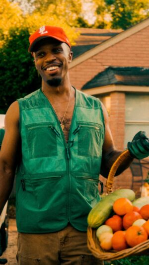 Bertram Williams Jr. Instagram - We just want our people to be well @mamas.sundry 🏡

🎬 Much love to @brodykuhar and @jtcannon for directing this short doc that has helped us to see ourselves and our potential more clearly. Our friend @azairelovejunt stepped in to produce this piece that we are excited to share with the world. 🌍

More learning, more innovation, more community, more mindful consumption, more intention. Look out for more from @mamas.sundry in 2024🌱

@i.am.mamasadio 
@greenthreadniki 
@talibah.safiya 
@bertrambuilds