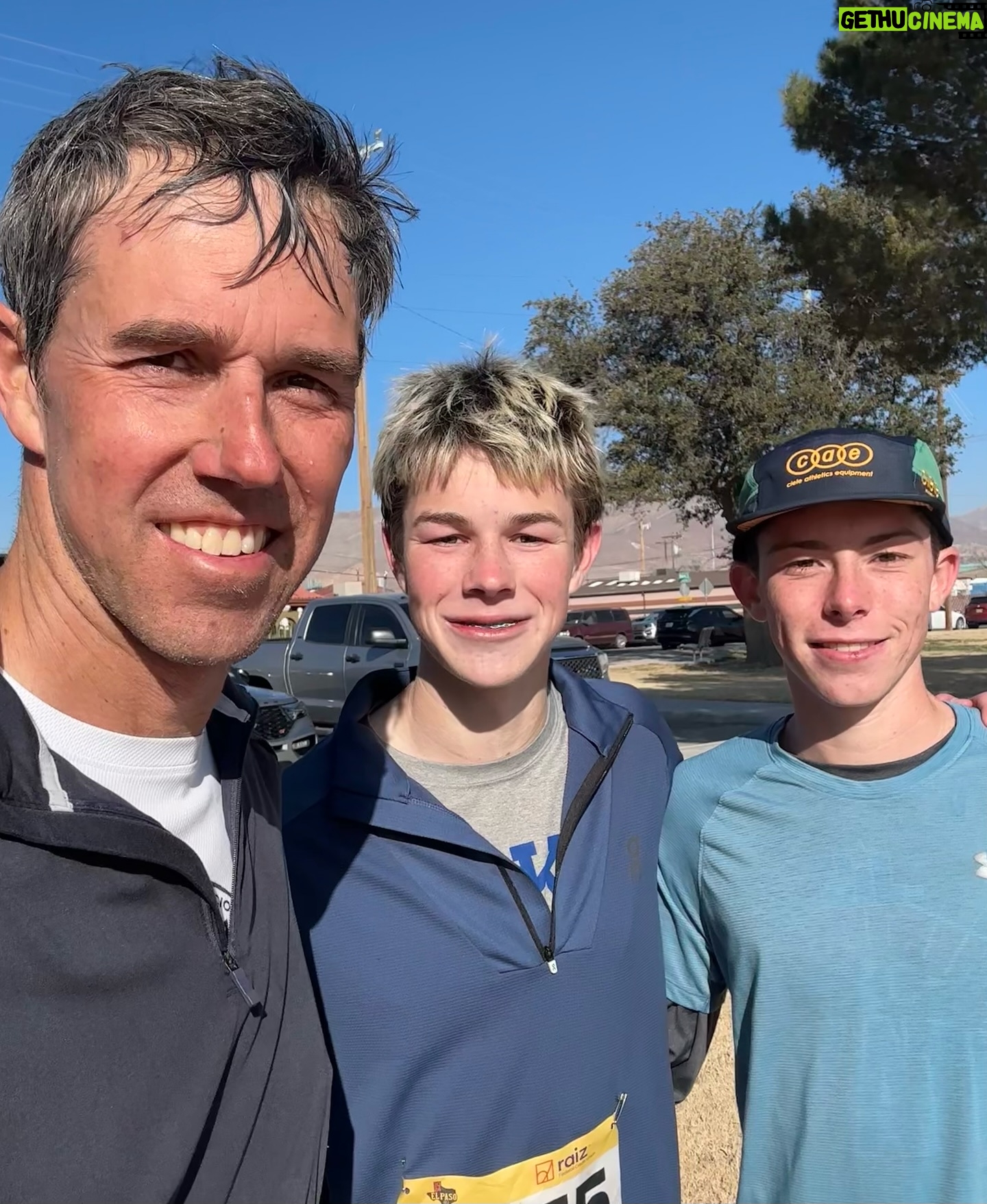 Beto O'Rourke - 8.2K Likes - Reunited, El Paso half marathon