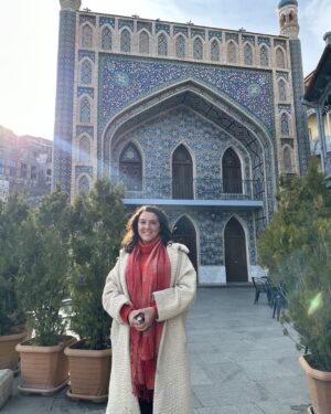 Bettany Hughes Instagram - Exploring inspirational #Treasures that influence the story of the #world - this week #Georgia ! Enjoy the series so far here X  bit.ly/3U8mO2N